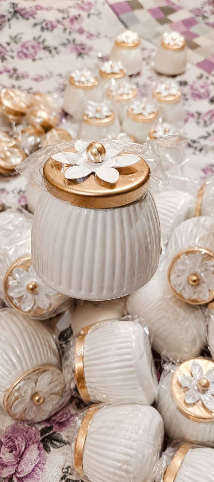 Modern Iron Storage Jar with Floral Top (4-inch)