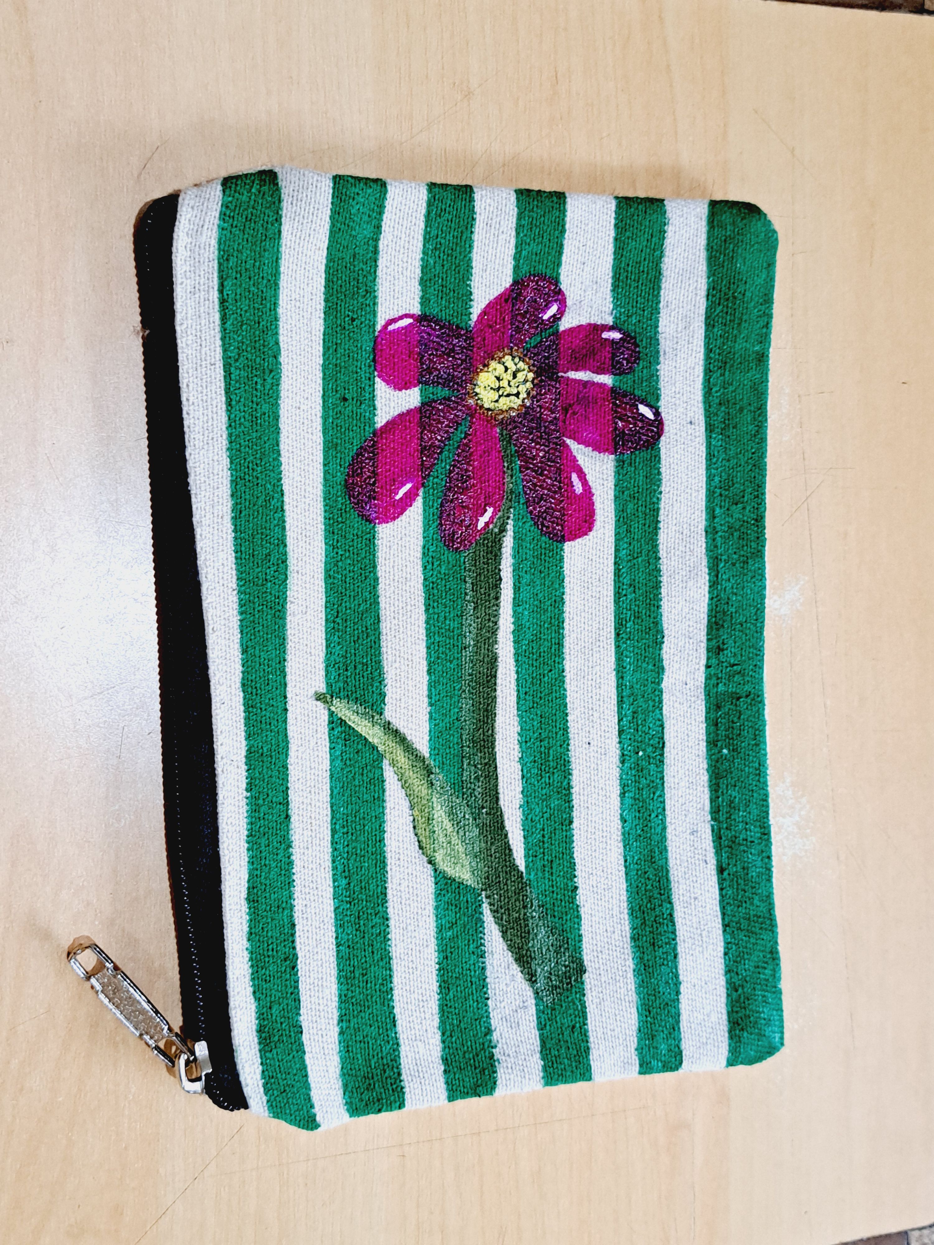 Handmade Customized Gifts/Hampers Made With Love - detail view