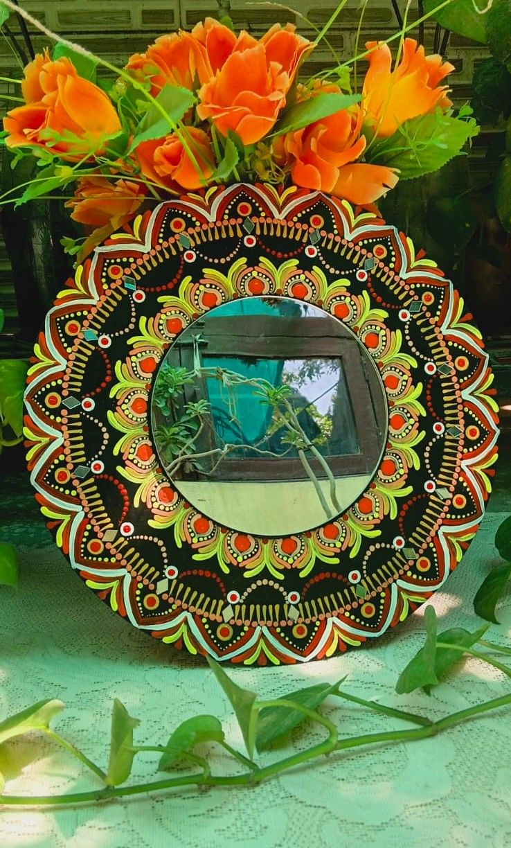 Sringar Mirror Mandala - CLOSER view