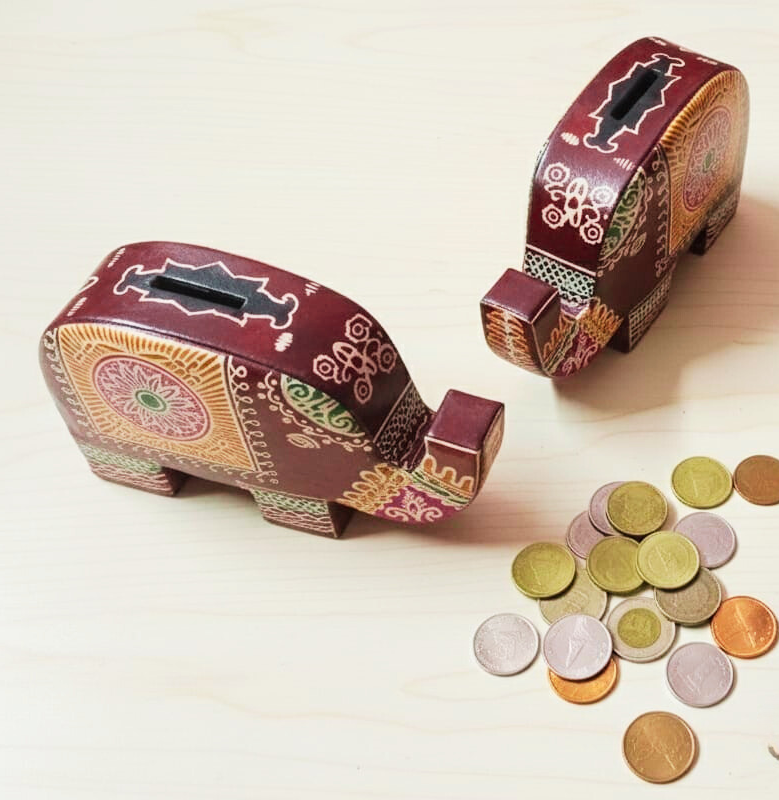 Pure Leather Piggy Bank elephant Motif - Main physical image