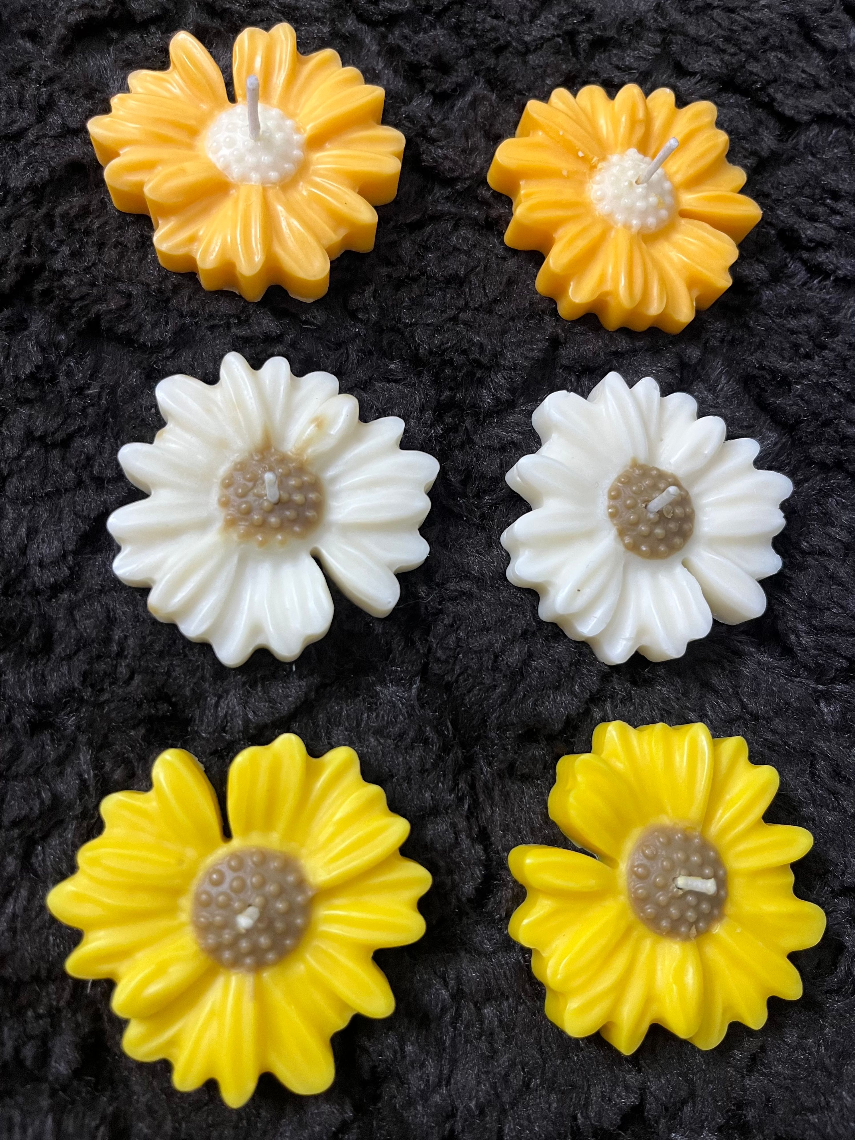 Handcrafted Floral Daisy Soy Wax Candle